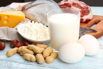 В Брянской области в июне в Республику Беларусь возвращено 1,5 тонны перевозимой с нарушениями готовой молочной и мясной продукции 